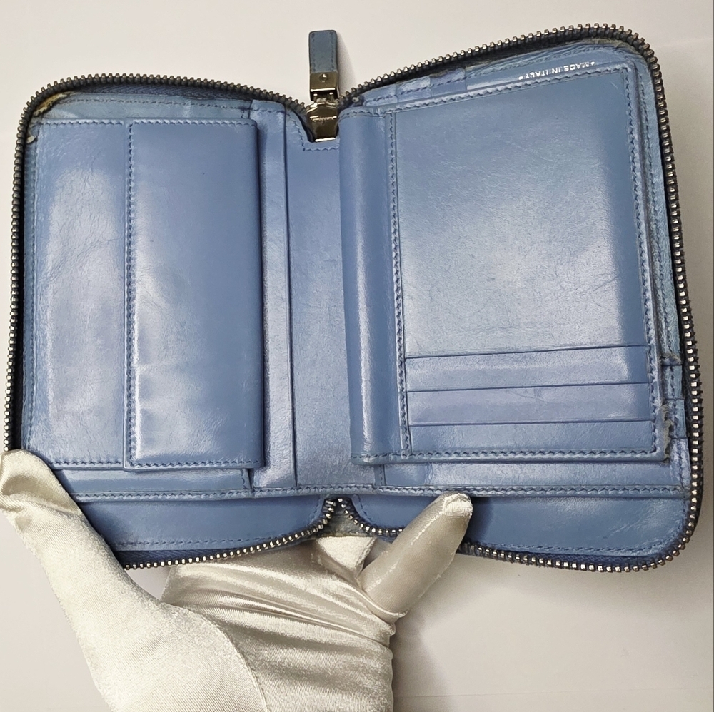 Salvatore Ferragamo Light Blue Leather Wallet - Picture 7 of 13